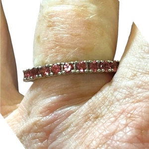 Sterling silver 925 Ruby red crystal glass infinity band ring