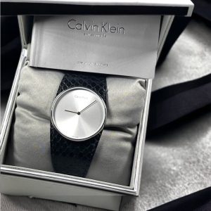 Vg Calvin Klein Spellbound watch womens in box with book leather band