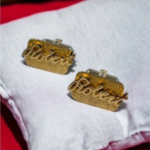 Vintage Robert gold tone cufflinks