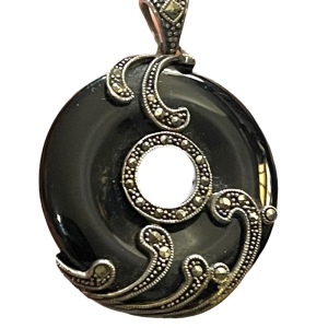 Sterling silver marcasite large black onyx fancy ornate disk pendant round