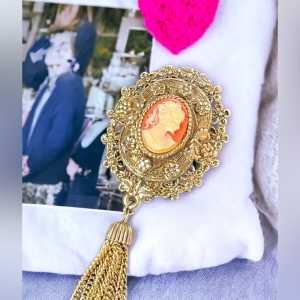 Vintage 1980s Majestic cameo brooch with tassel dangle antiqued