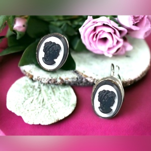 Vintage clip on cameo silouette earrings Black & white resin with silver finish