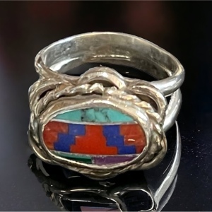 Vintage 1950s Zuni stone Inlay Native American Southwestern Ring rope design