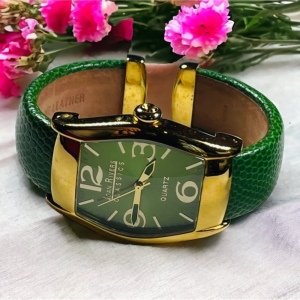 Joan Rivers Green bangle boxed watch