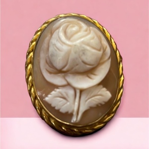 Vintage Art Deco style 12k Gold filled Marbro carved shell Flower cameo brooch