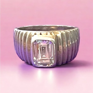 Sterling silver 925 Ornate fancy 1970s style Ribbed pleated ring