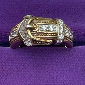 Vintage Sterling silver 925 Gold finish CZ buckle ring 💗