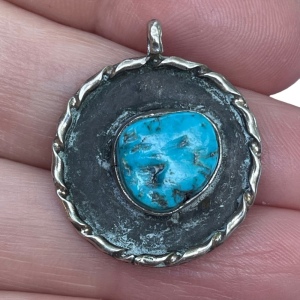 Vintage 1950s handmade sterling silver Navajo authebtic turquoise pendant