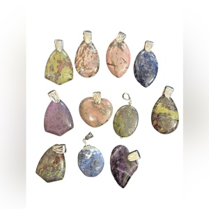 RESELLERS LOT or GIFTS Party Favors 11pcs Large STONE Necklace pendants