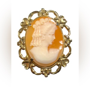 Vintage carved shell Cameo brooch gold finish