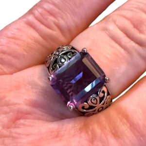 Stunning sterling 925 Amethyst high quality ornate scroll work design ring