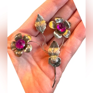 Vintage 1940s Sterling pink paste glass fancy flower large brooch