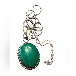 Malachite sterling silver 925 oval pendant Mexico necklace