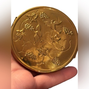 1940's Richard Hudnut Powder Compact Gold finish stamped Birds/Flowers/Grapes