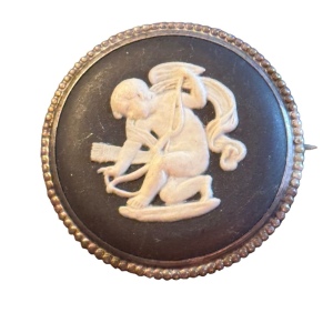 WEDGWOOD BLACK BASALT JASPER WARE SILVER MOUNT CHERUB BROOCH Silver