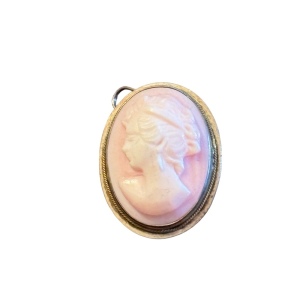 Lovely pink angel skin conch carved cameo brooch sterling silver 925 pendant