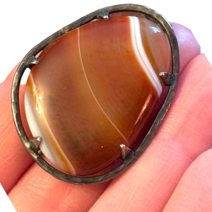 Antique sterling silver Scottish banded agate stone fancy brooch