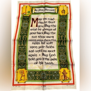 Vintage tea towel 20x32” An Irish Blessing Linen