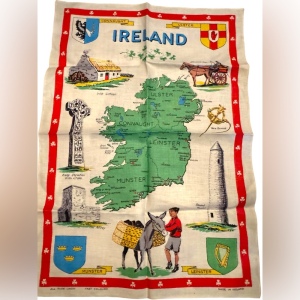 Vintage tea towel 20x32” Ireland Linen mid century kitchen