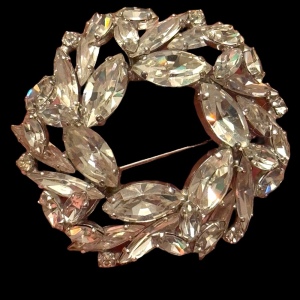 Vintage mid century SHERMAN clear crystal wreath style brooch