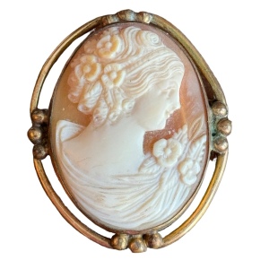 Vintage pinchbeck antiqued gold finish fancy carved shell lady CAMEO brooch