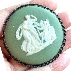 Vintage sterling silver green large ceramic cameo angels cherubs Wedgewood