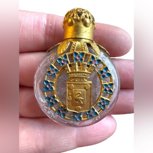 Antique orante decorated coat of arms gold gilt glass perfume bottle Paris