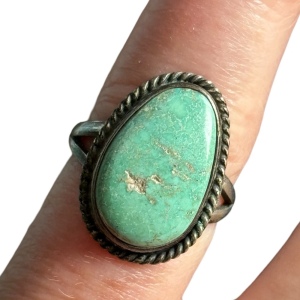 Vintage handmade sterling silver 925 Southwestern Native American ring