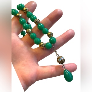 Vintage Green Glass bead necklace with gold plate rose beads